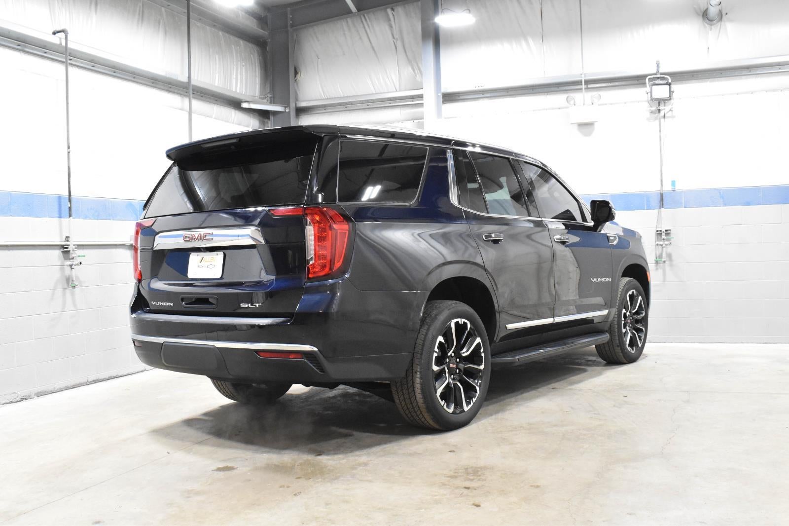 2023 GMC Yukon SLT