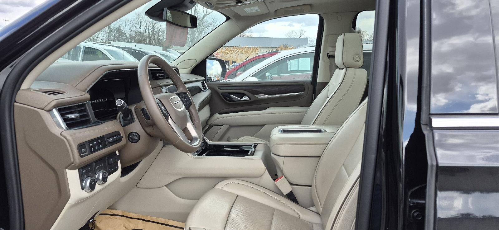 2023 GMC Yukon XL Denali