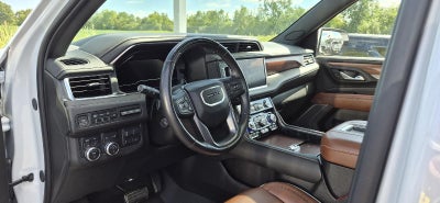 2024 GMC Yukon XL Denali Ultimate