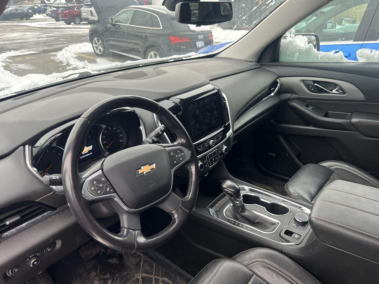 2021 Chevrolet Traverse LT Leather