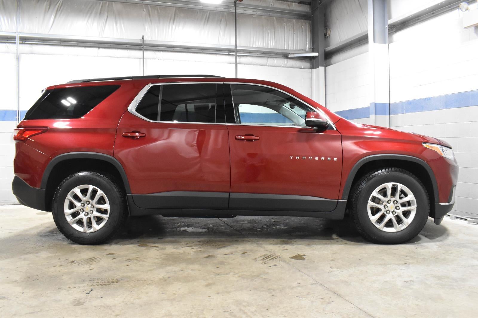 2020 Chevrolet Traverse LT Cloth