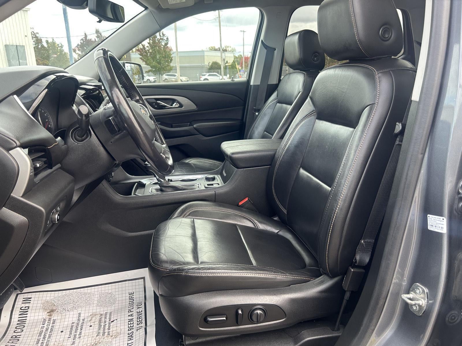 2020 Chevrolet Traverse LT Leather