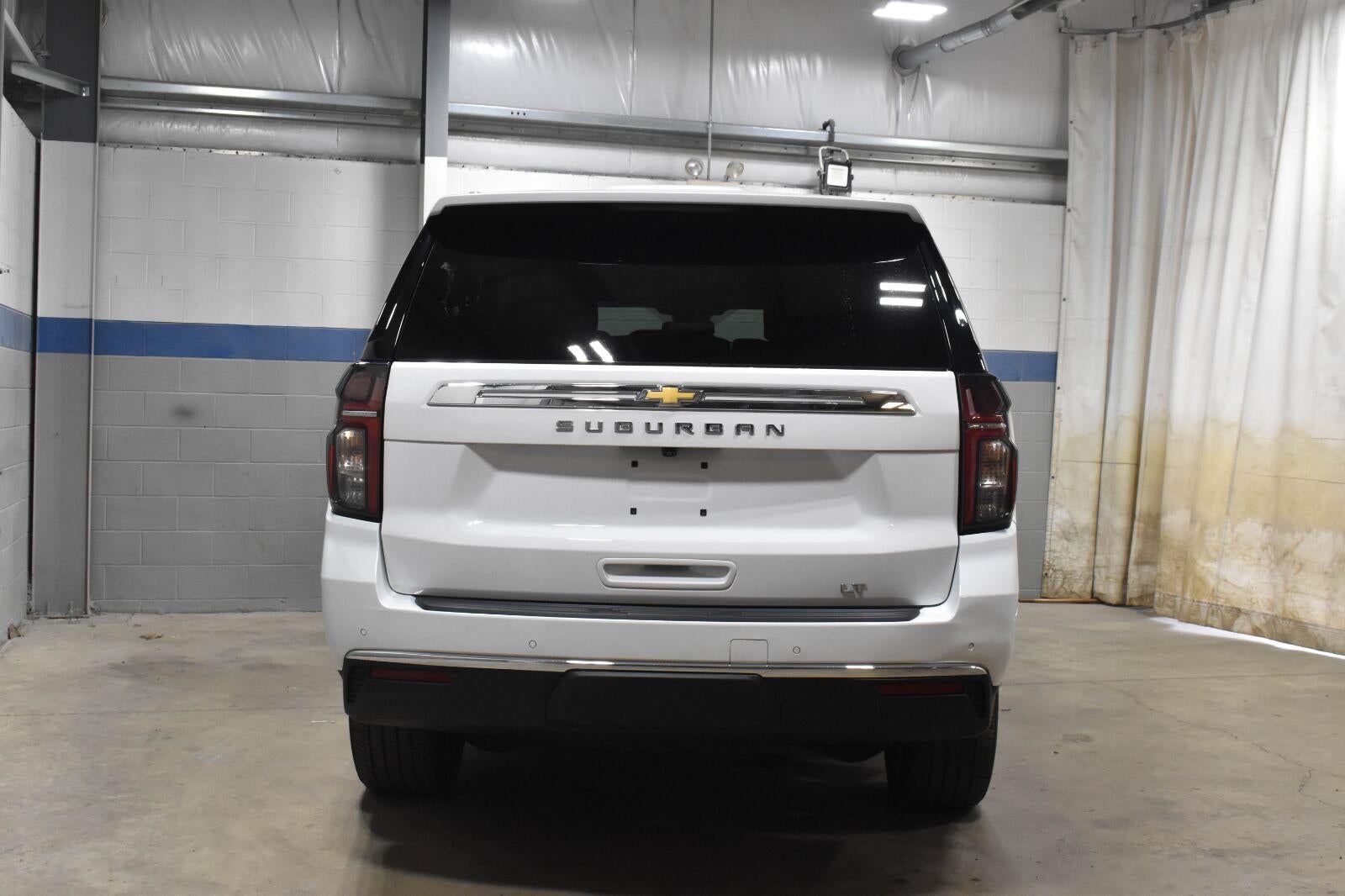 2024 Chevrolet Suburban LT