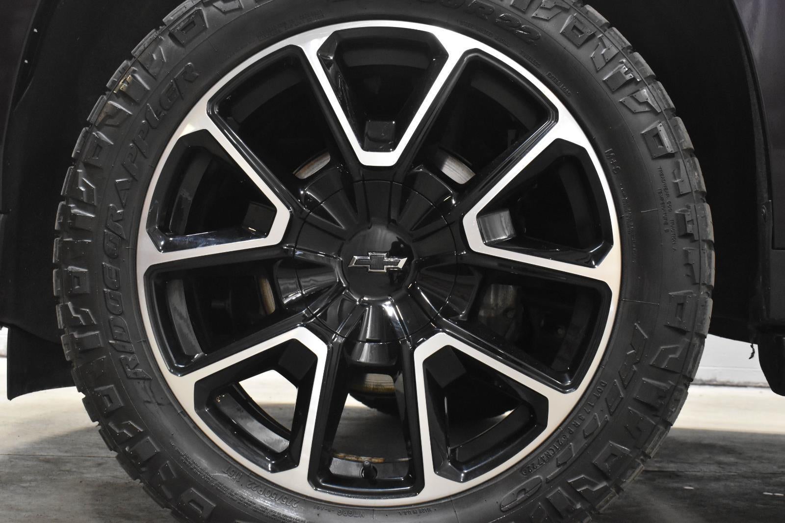 2022 Chevrolet Suburban RST