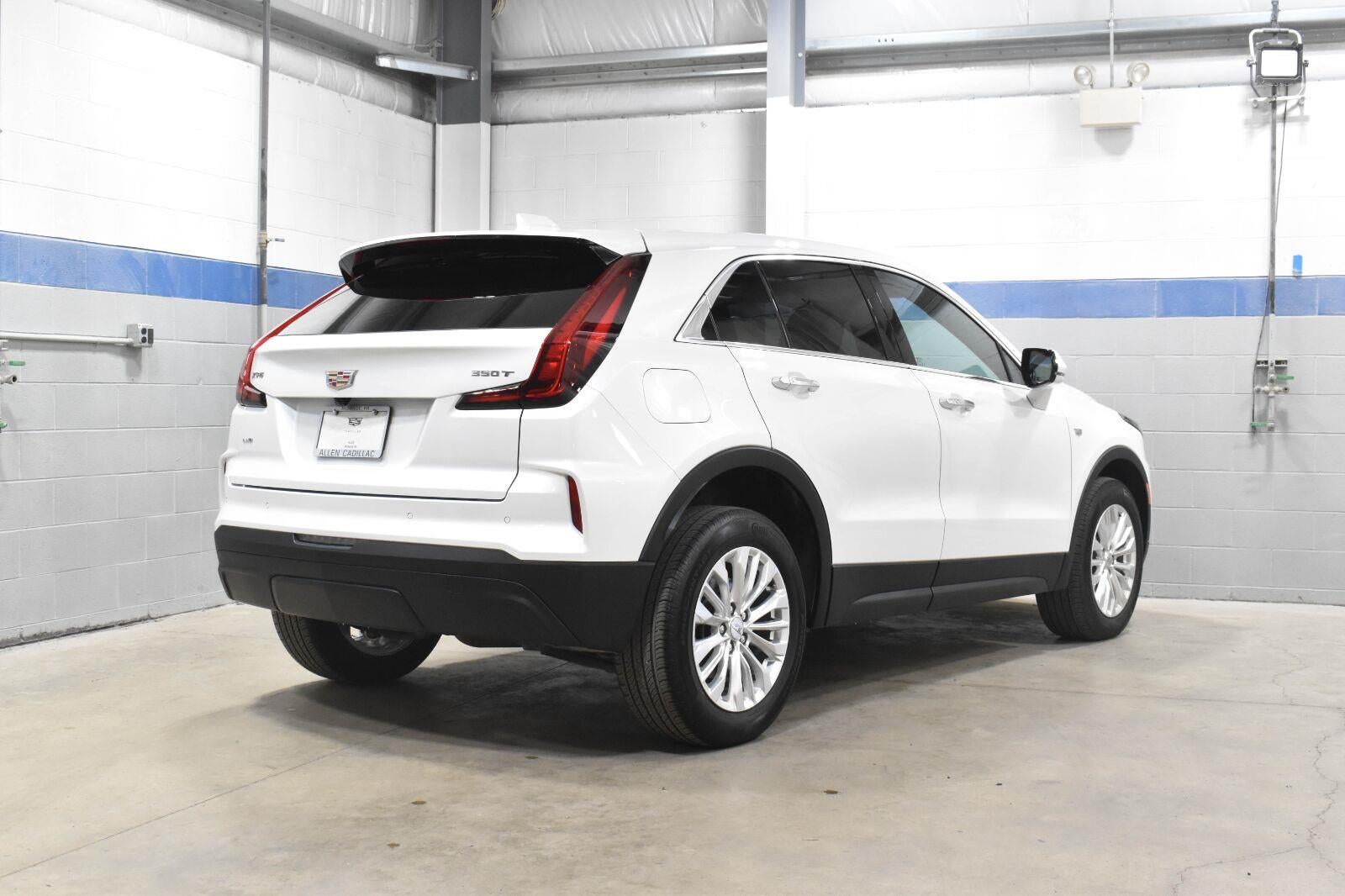 2024 Cadillac XT4 Luxury