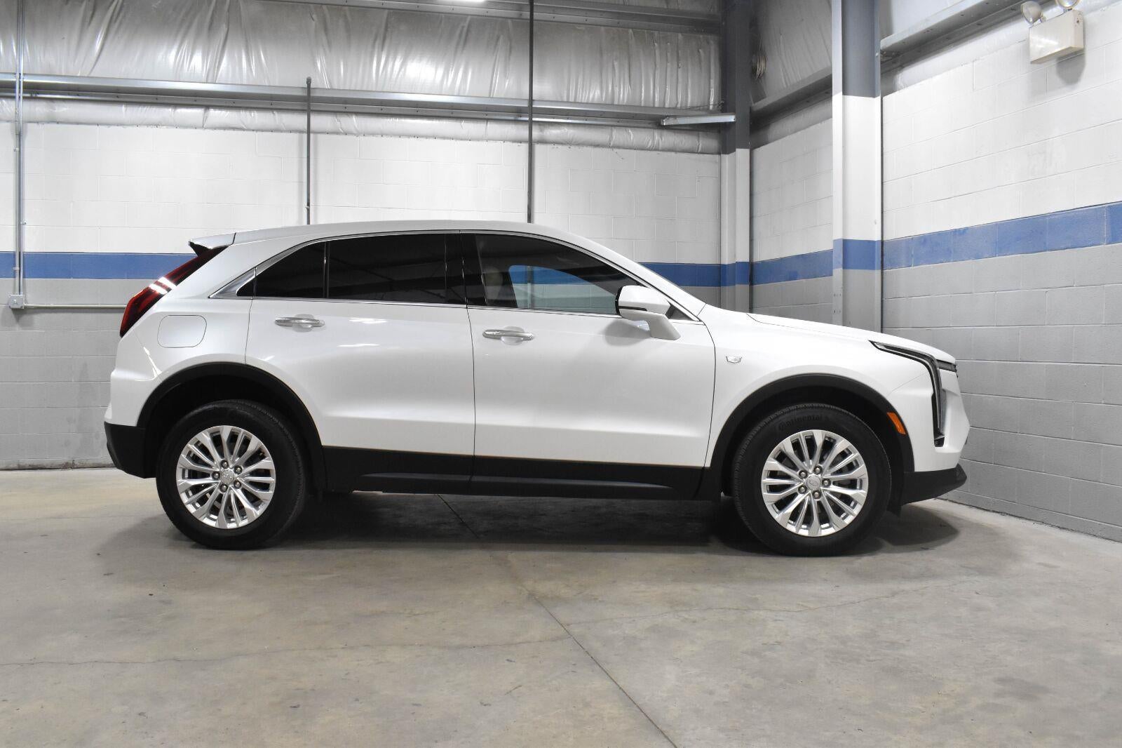 2024 Cadillac XT4 Luxury