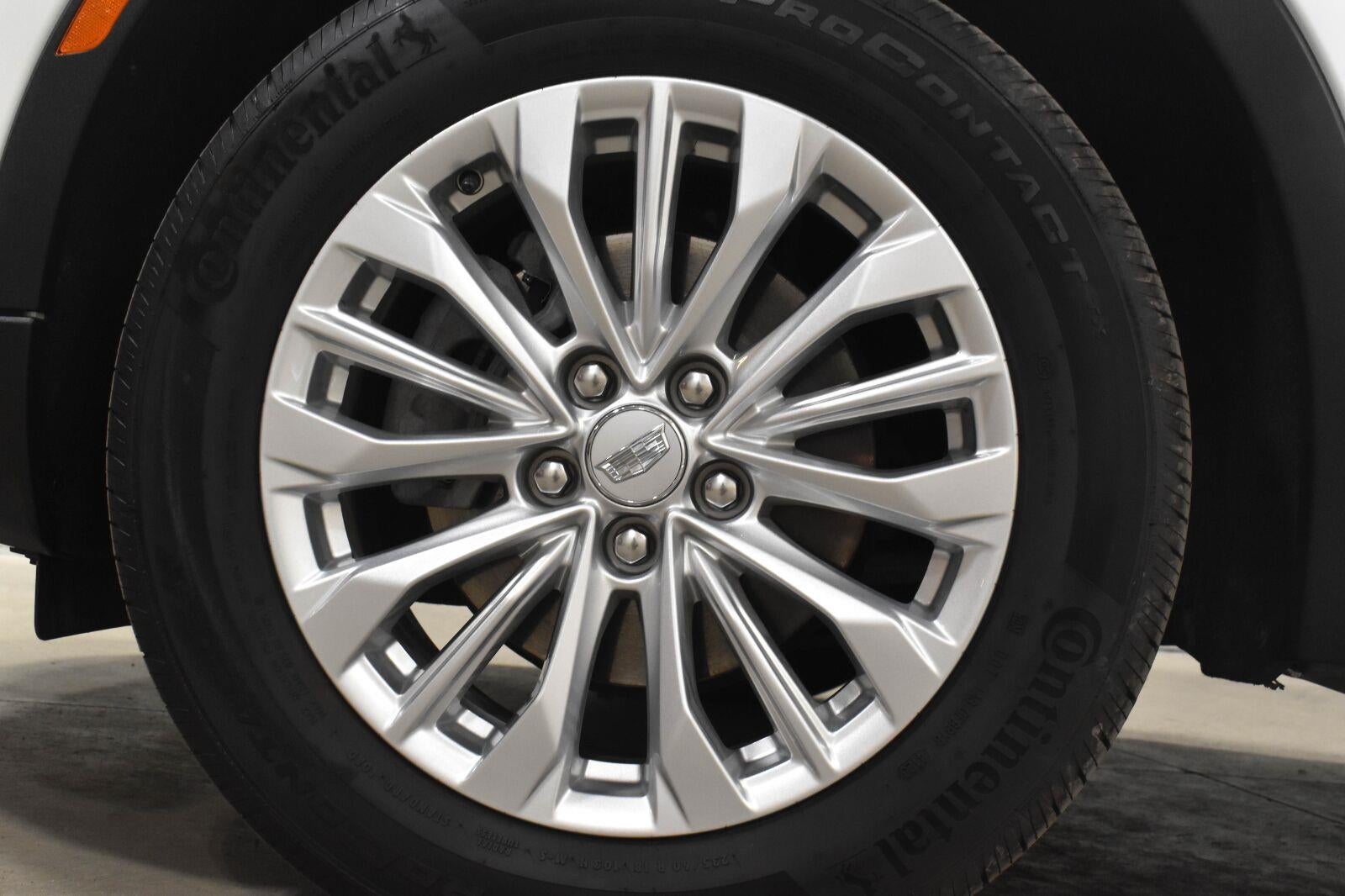 2024 Cadillac XT4 Luxury