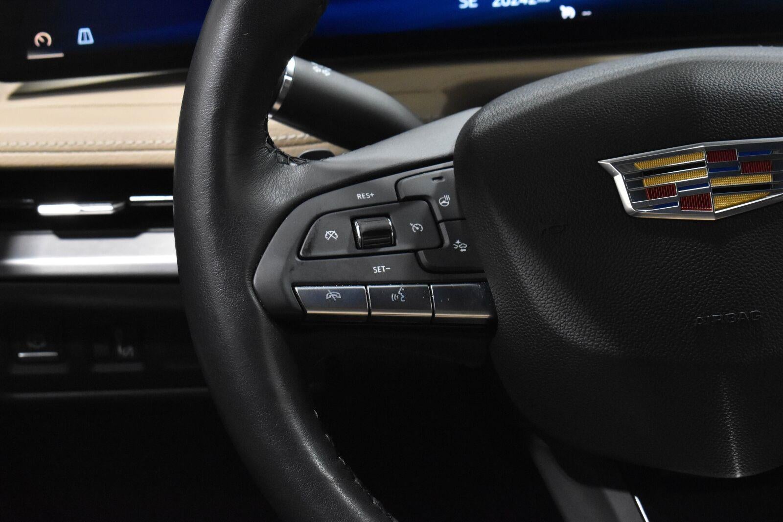 2024 Cadillac XT4 Luxury