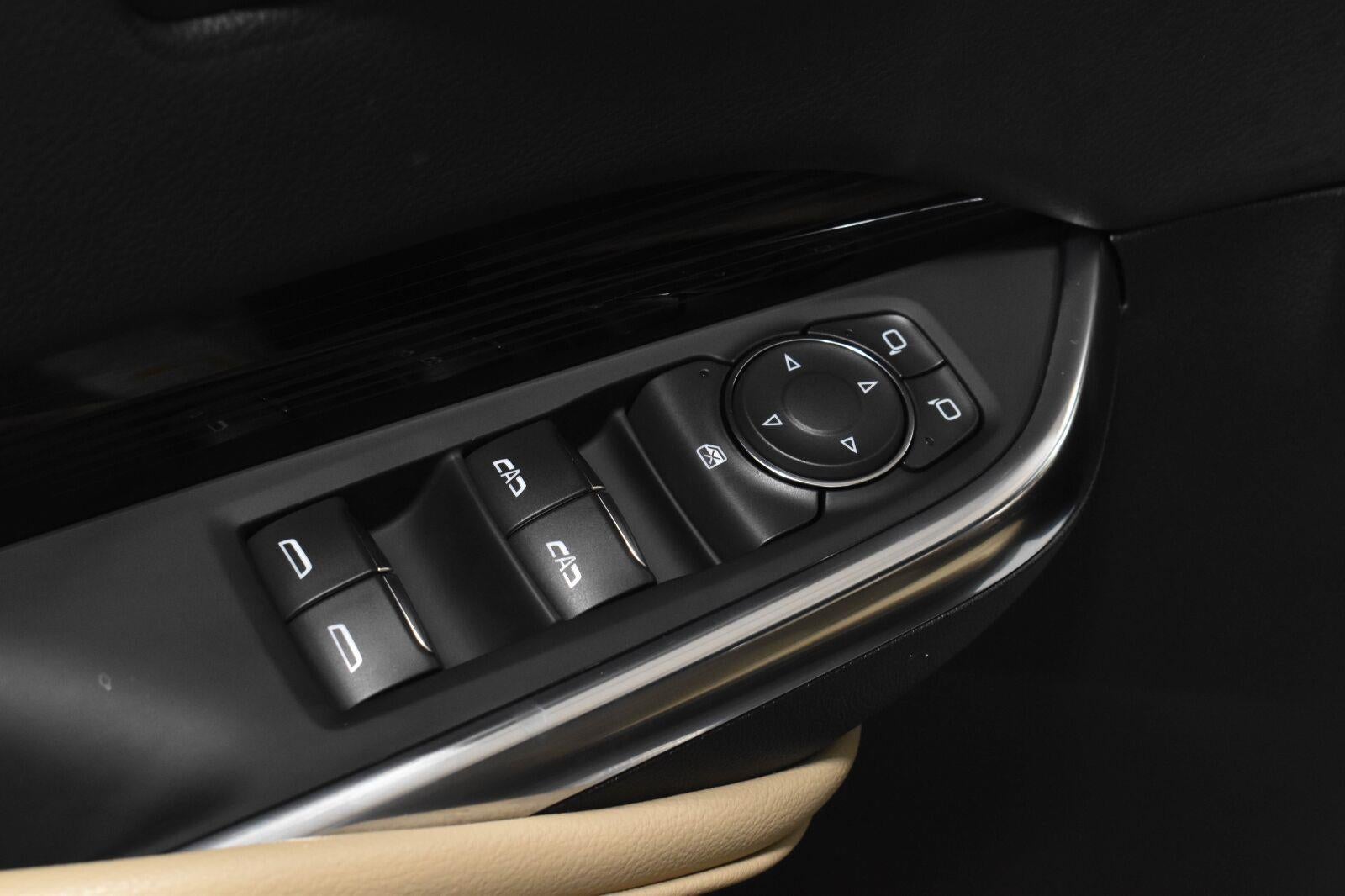 2024 Cadillac XT4 Luxury
