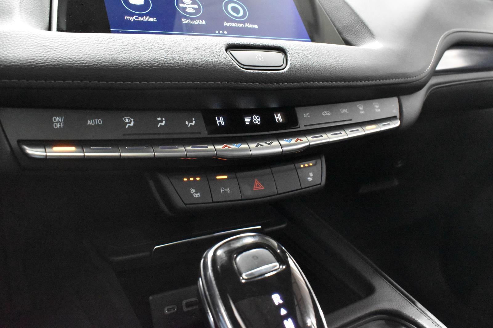 2023 Cadillac XT4 Luxury