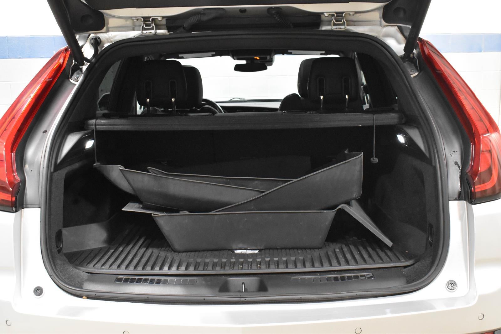 2020 Cadillac XT4 Premium Luxury