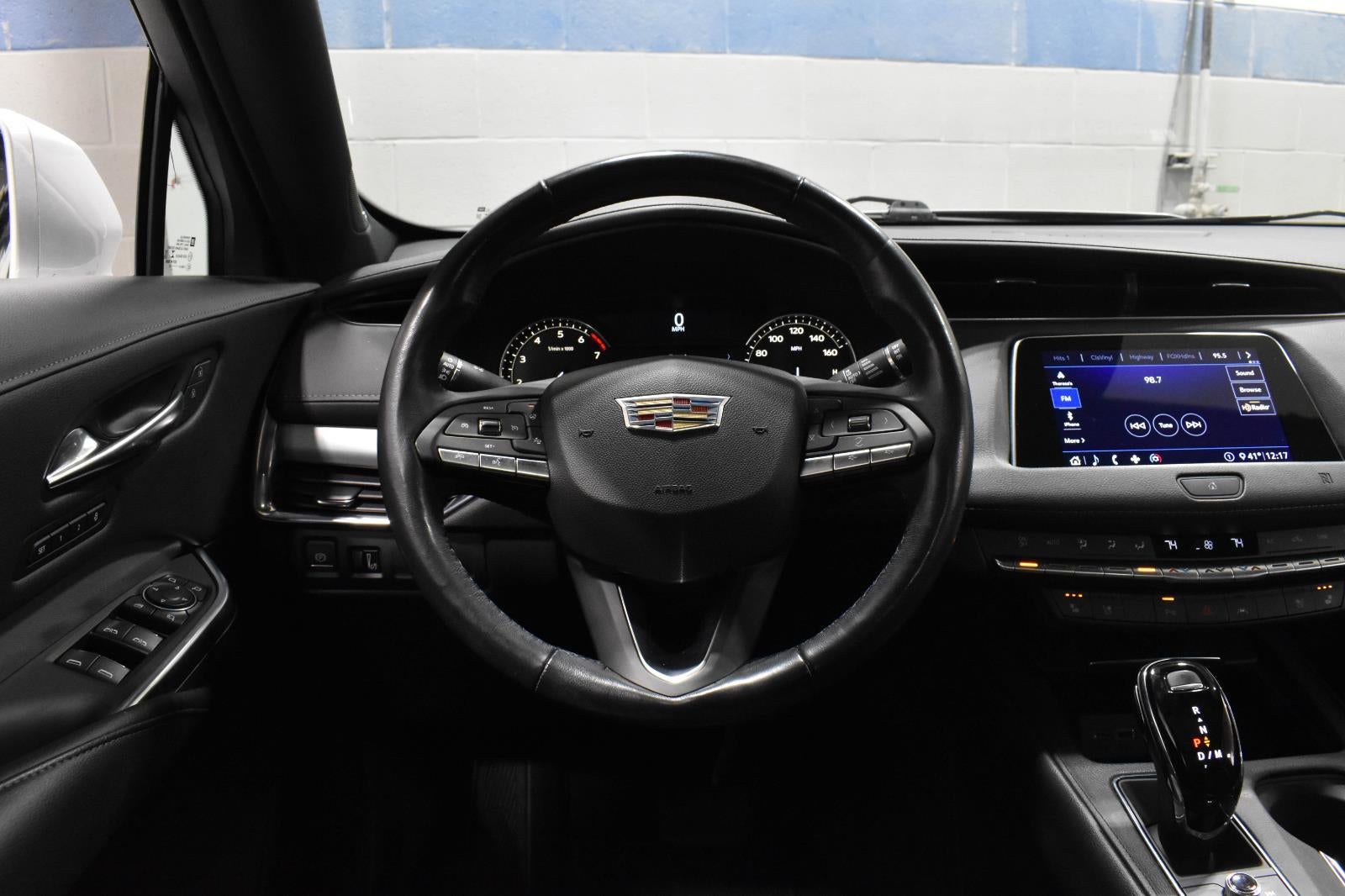 2020 Cadillac XT4 Premium Luxury