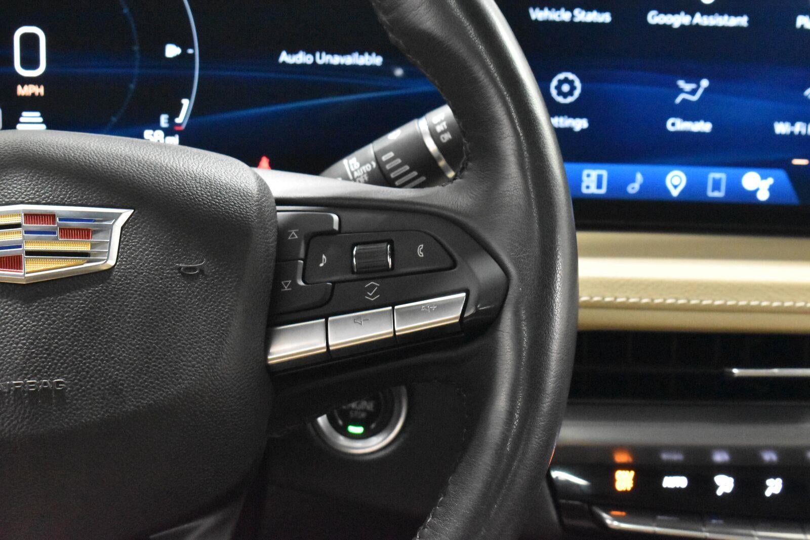 2024 Cadillac XT4 Premium Luxury