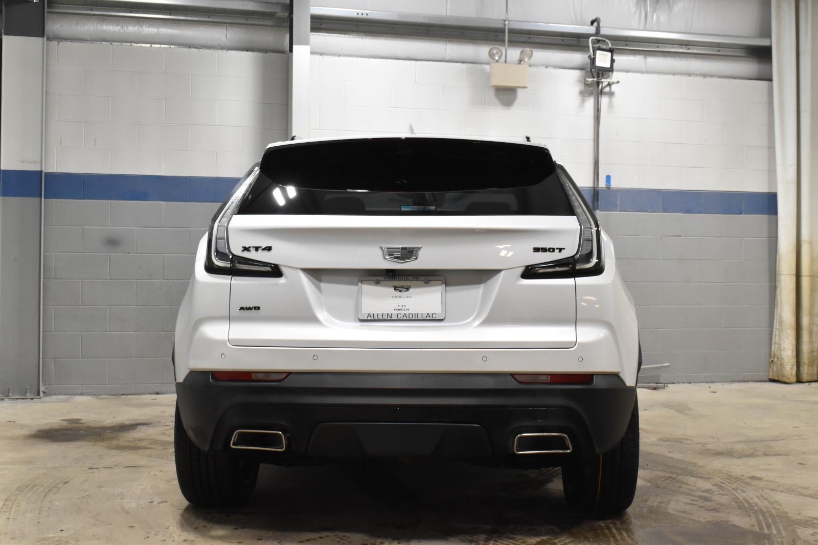 2023 Cadillac XT4 Sport