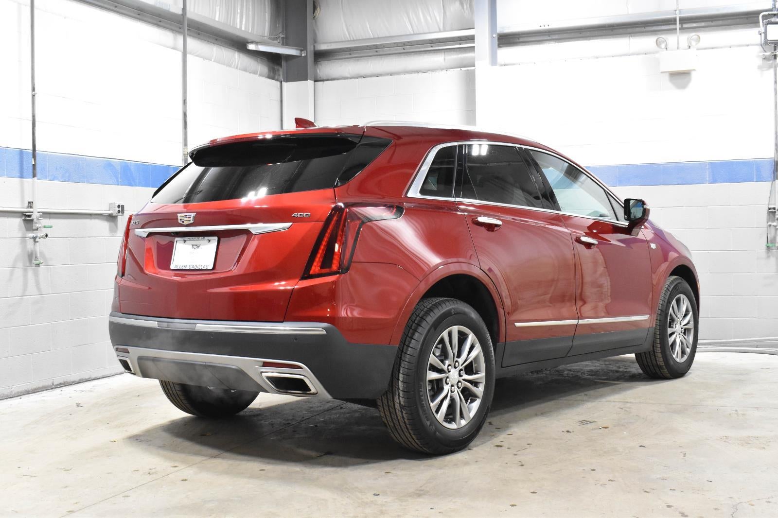 2022 Cadillac XT5 Premium Luxury