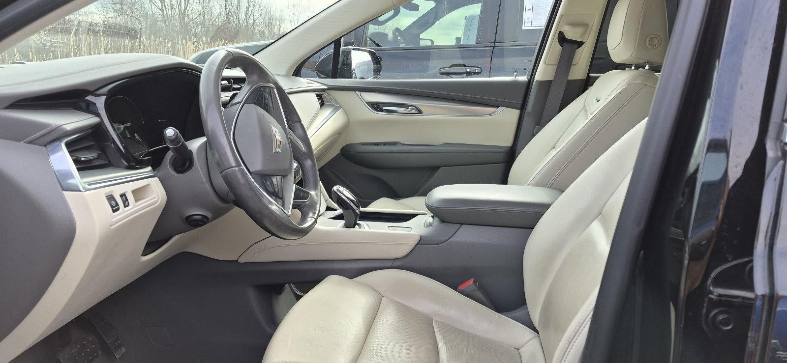 2018 Cadillac XT5 Luxury FWD