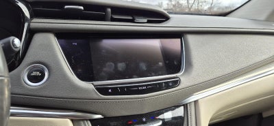 2018 Cadillac XT5 Luxury FWD