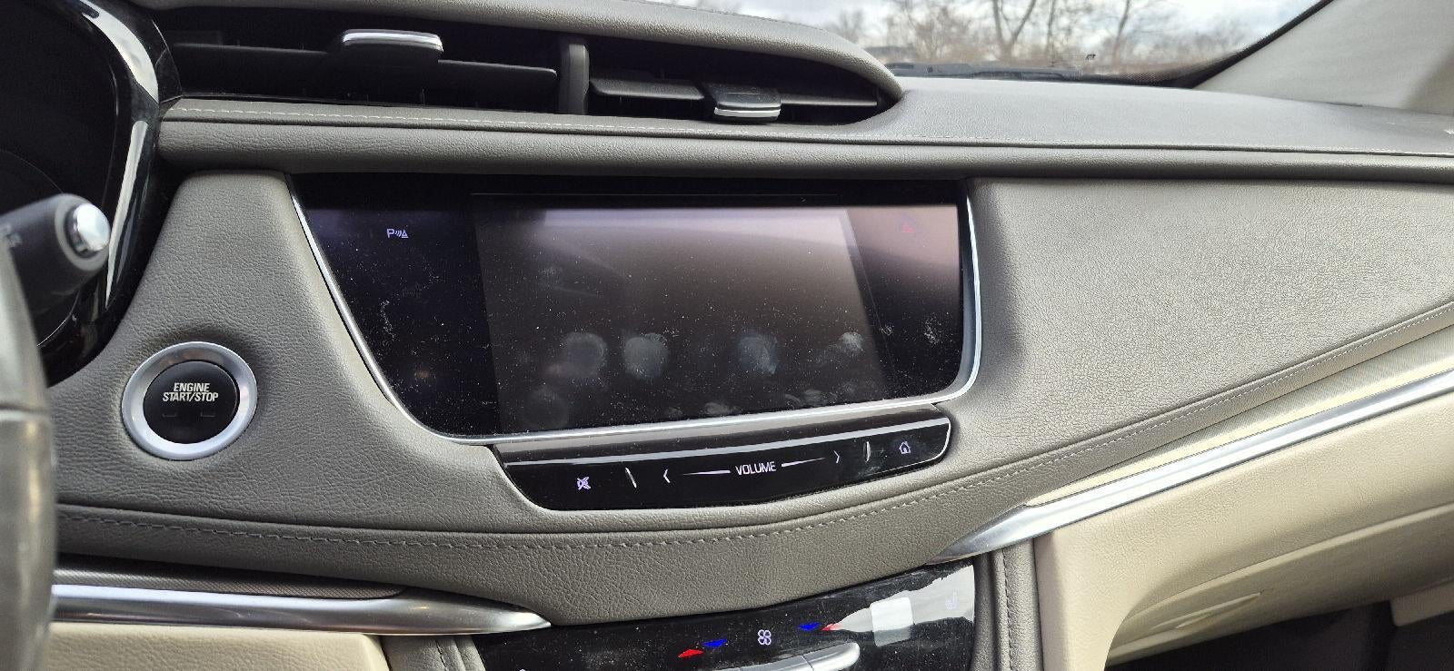 2018 Cadillac XT5 Luxury FWD