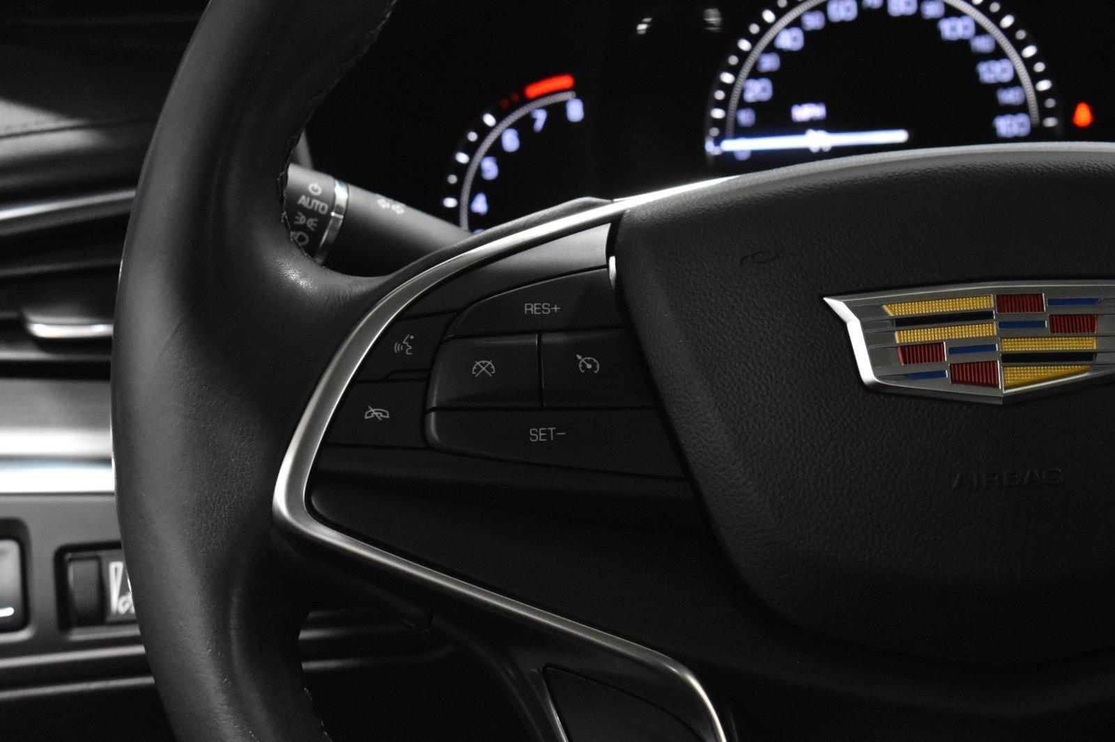 2018 Cadillac XT5 Luxury AWD