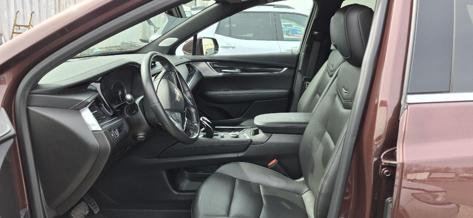 2023 Cadillac XT5 Premium Luxury