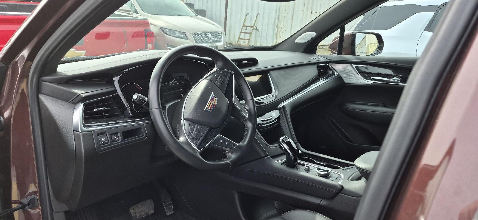 2023 Cadillac XT5 Premium Luxury