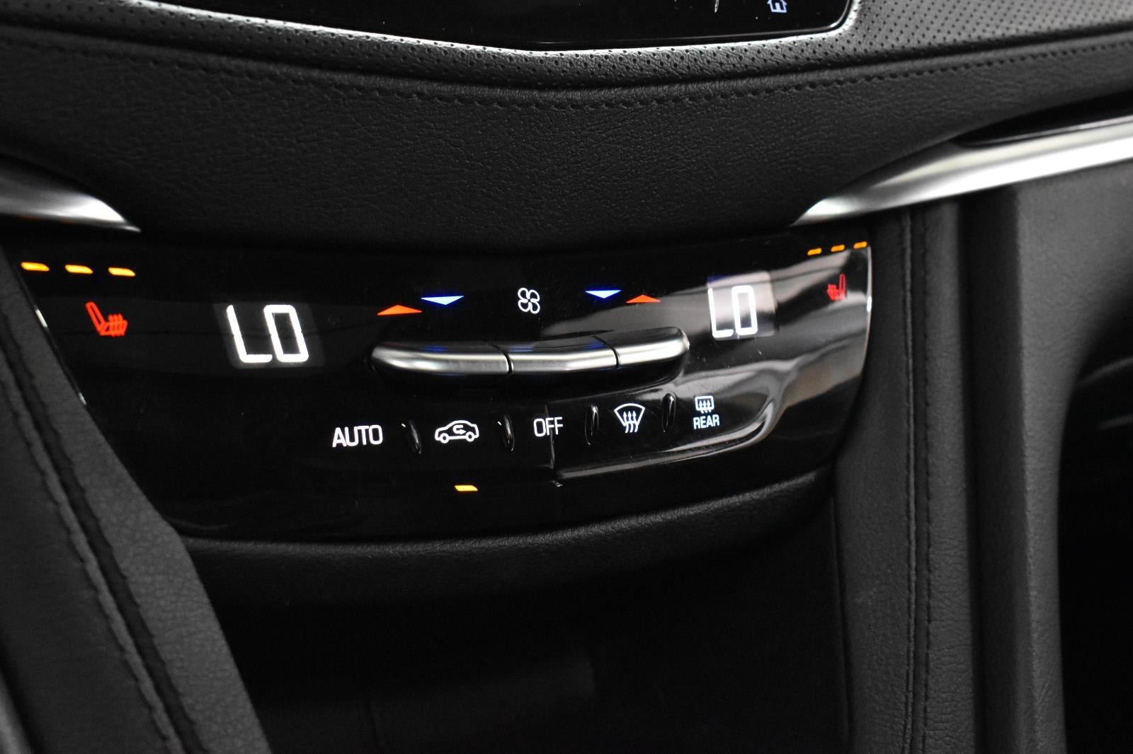 2024 Cadillac XT6 Luxury