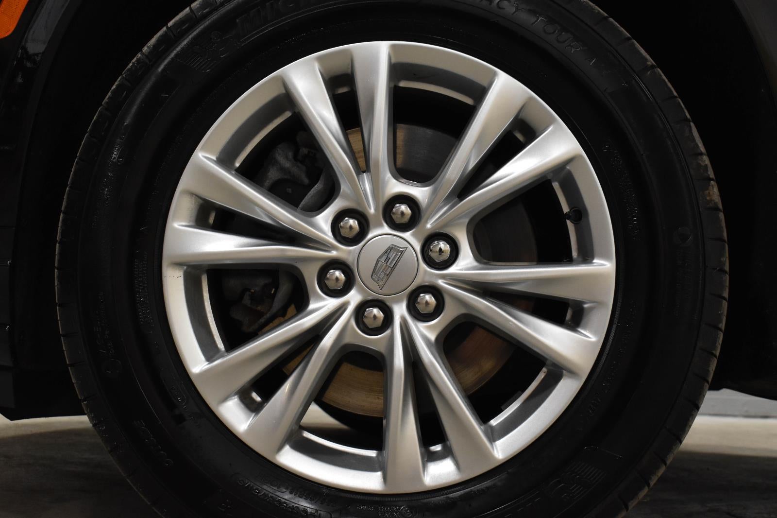 2024 Cadillac XT6 Luxury