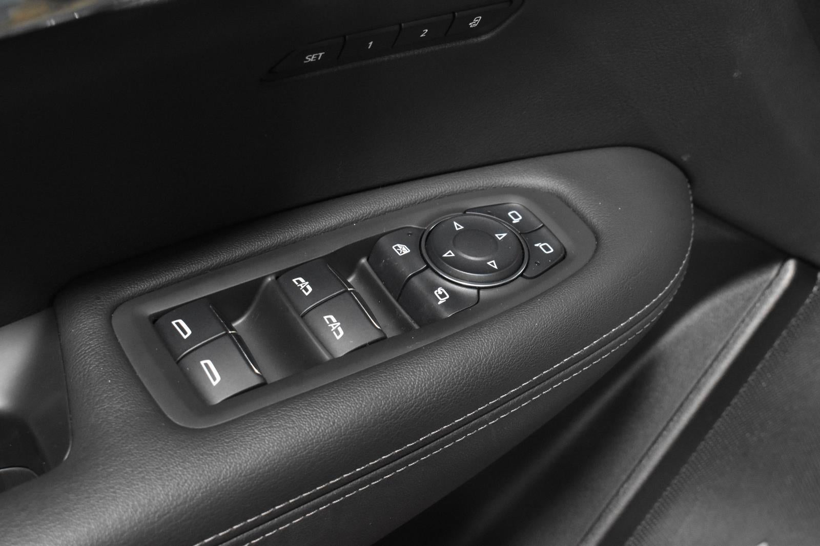 2025 Cadillac XT6 Luxury