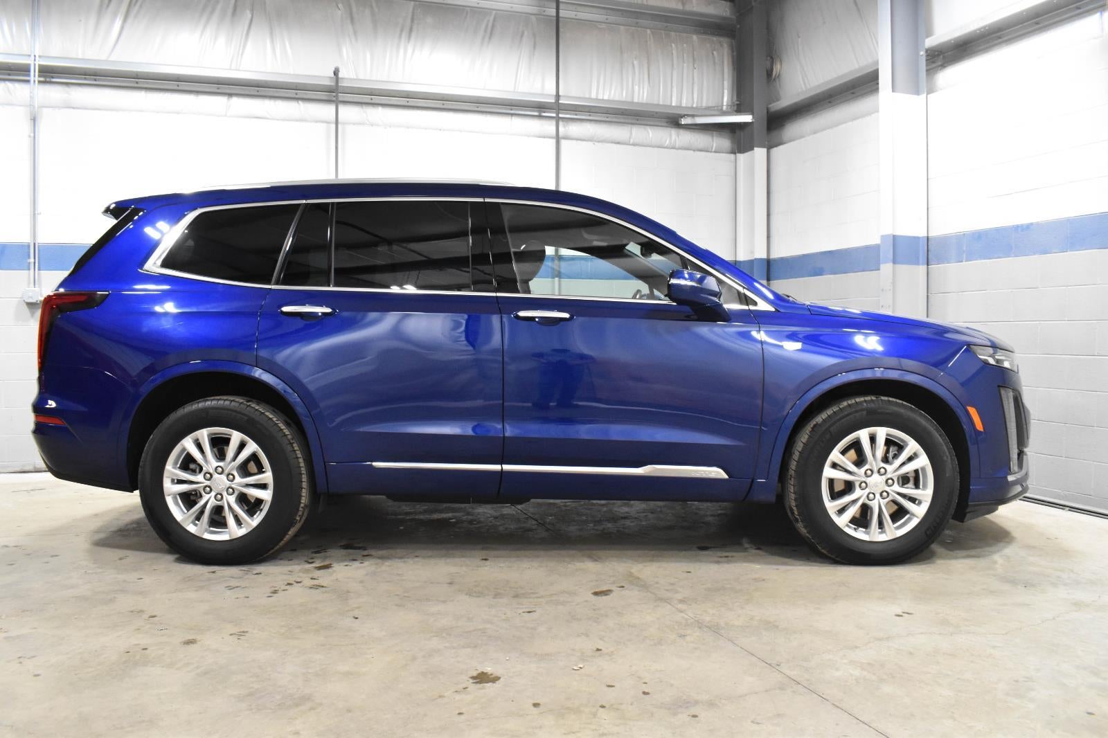 2025 Cadillac XT6 Luxury