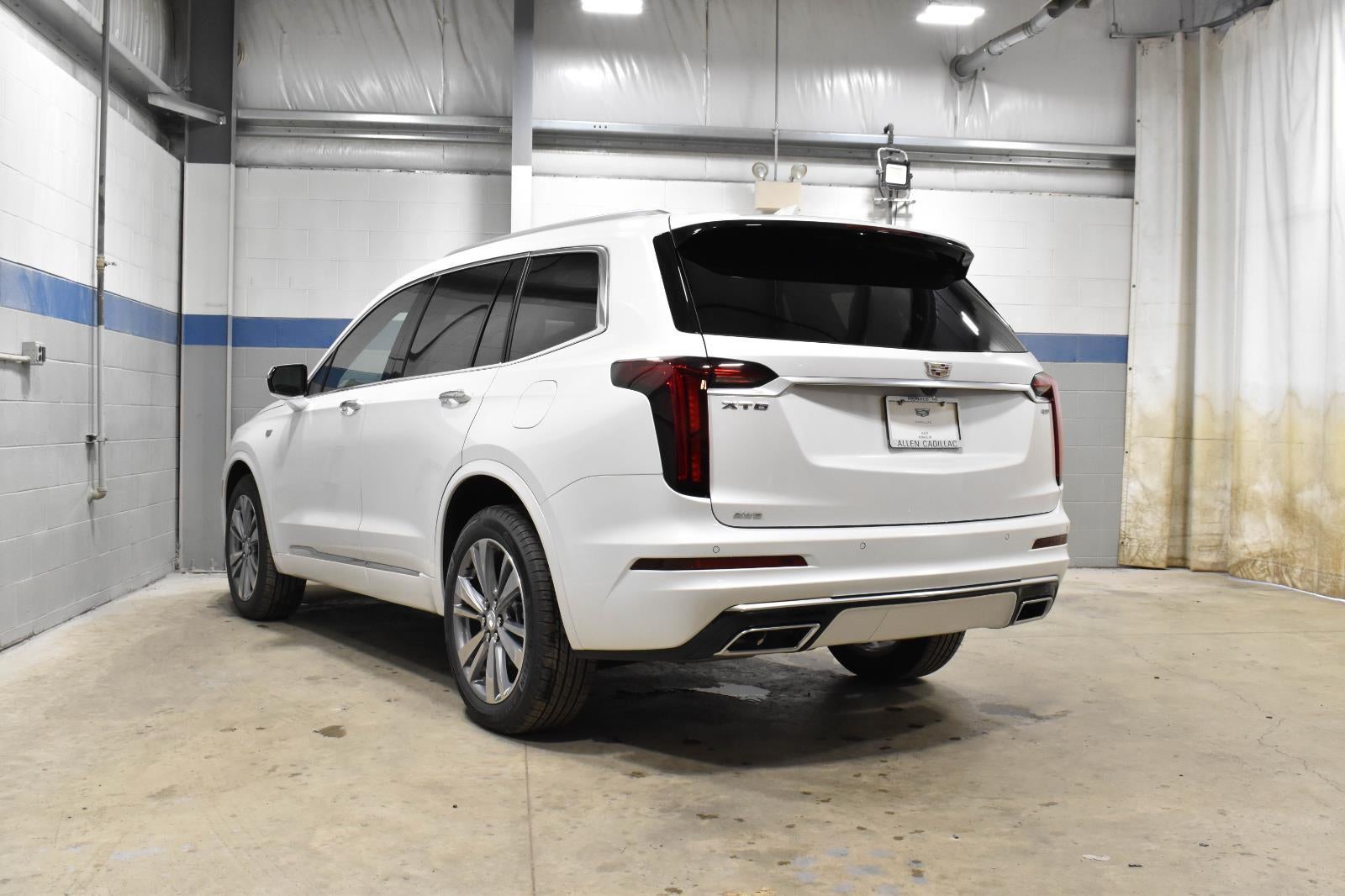 2025 Cadillac XT6 Premium Luxury