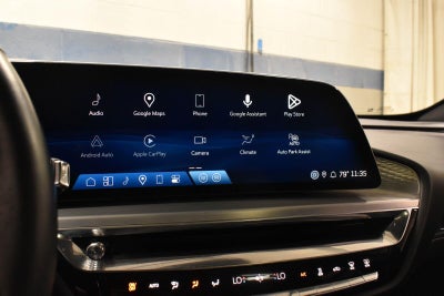 2024 Cadillac LYRIQ Luxury 1