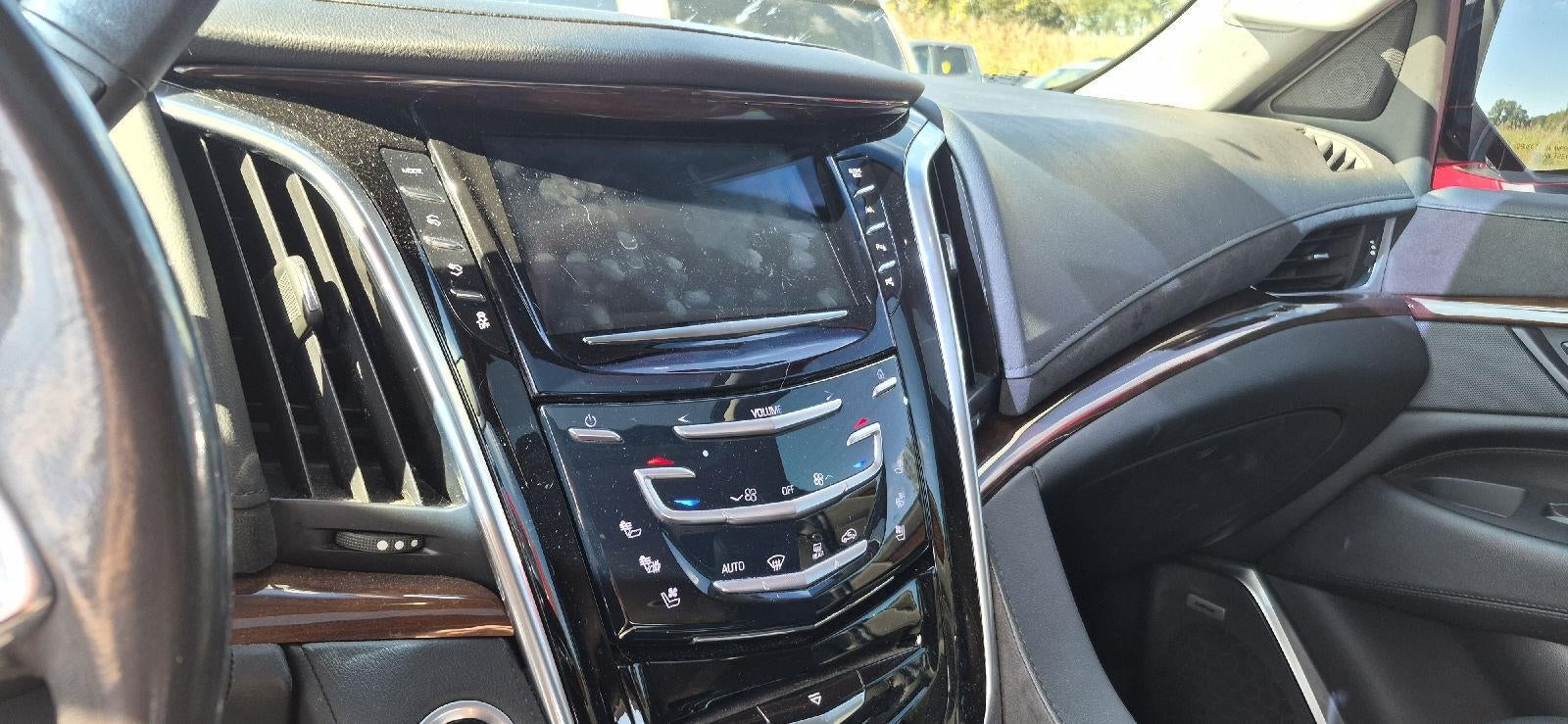 2019 Cadillac Escalade Luxury