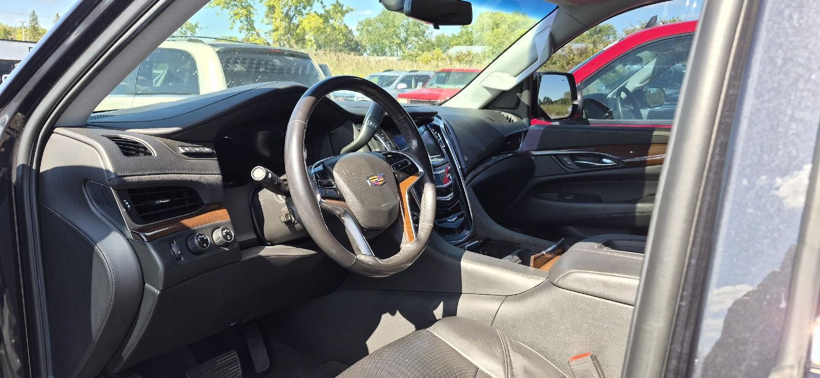 2019 Cadillac Escalade Luxury