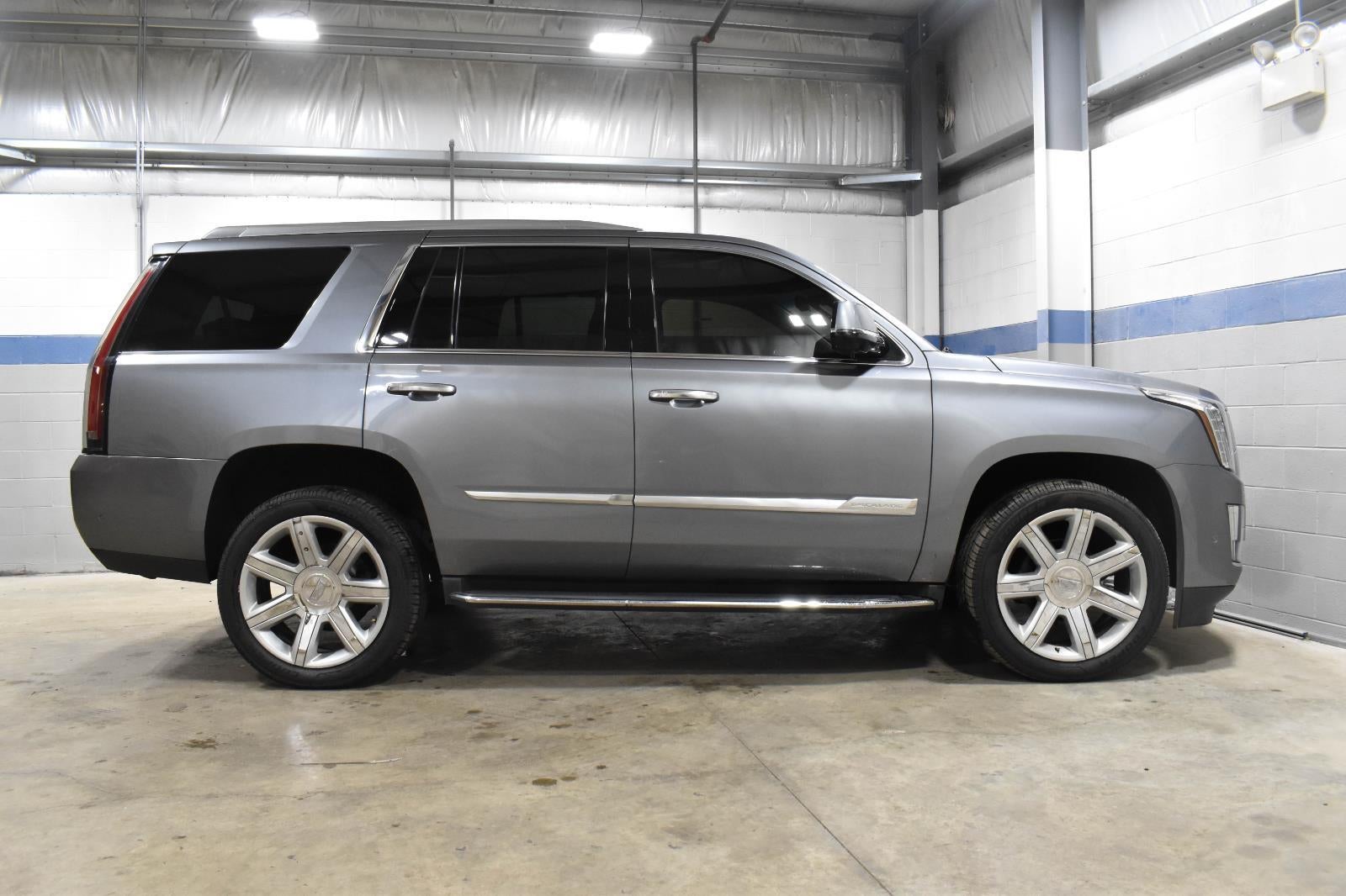 2018 Cadillac Escalade Luxury