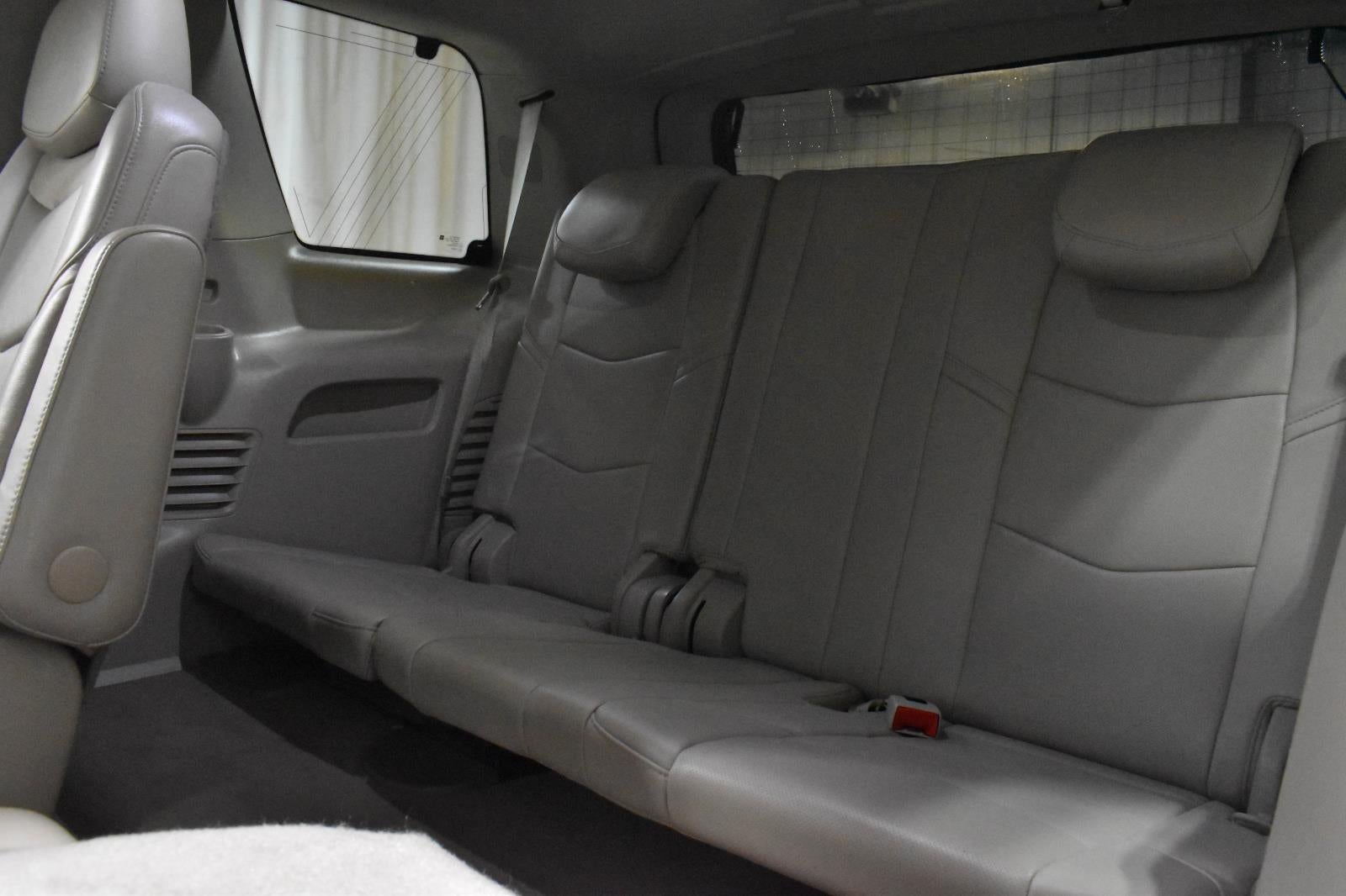 2018 Cadillac Escalade Luxury