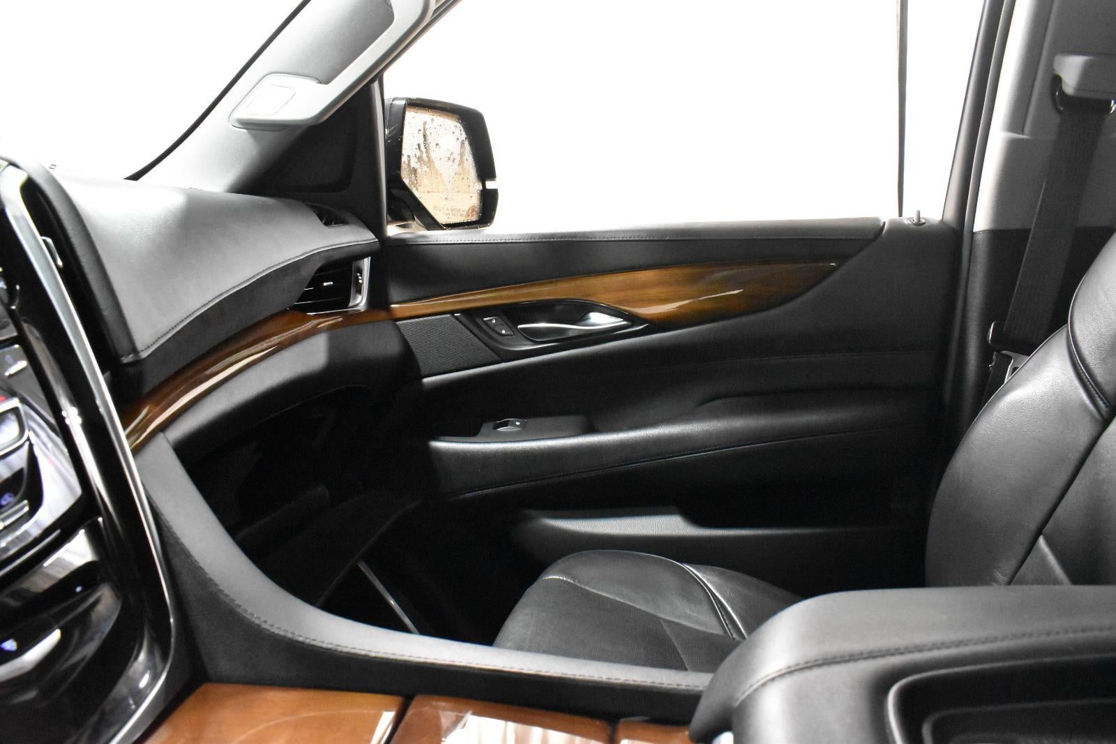 2020 Cadillac Escalade Premium Luxury