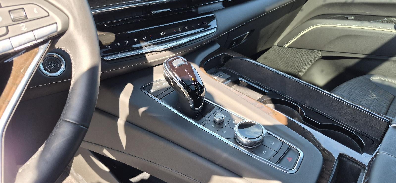 2023 Cadillac Escalade Premium Luxury Platinum