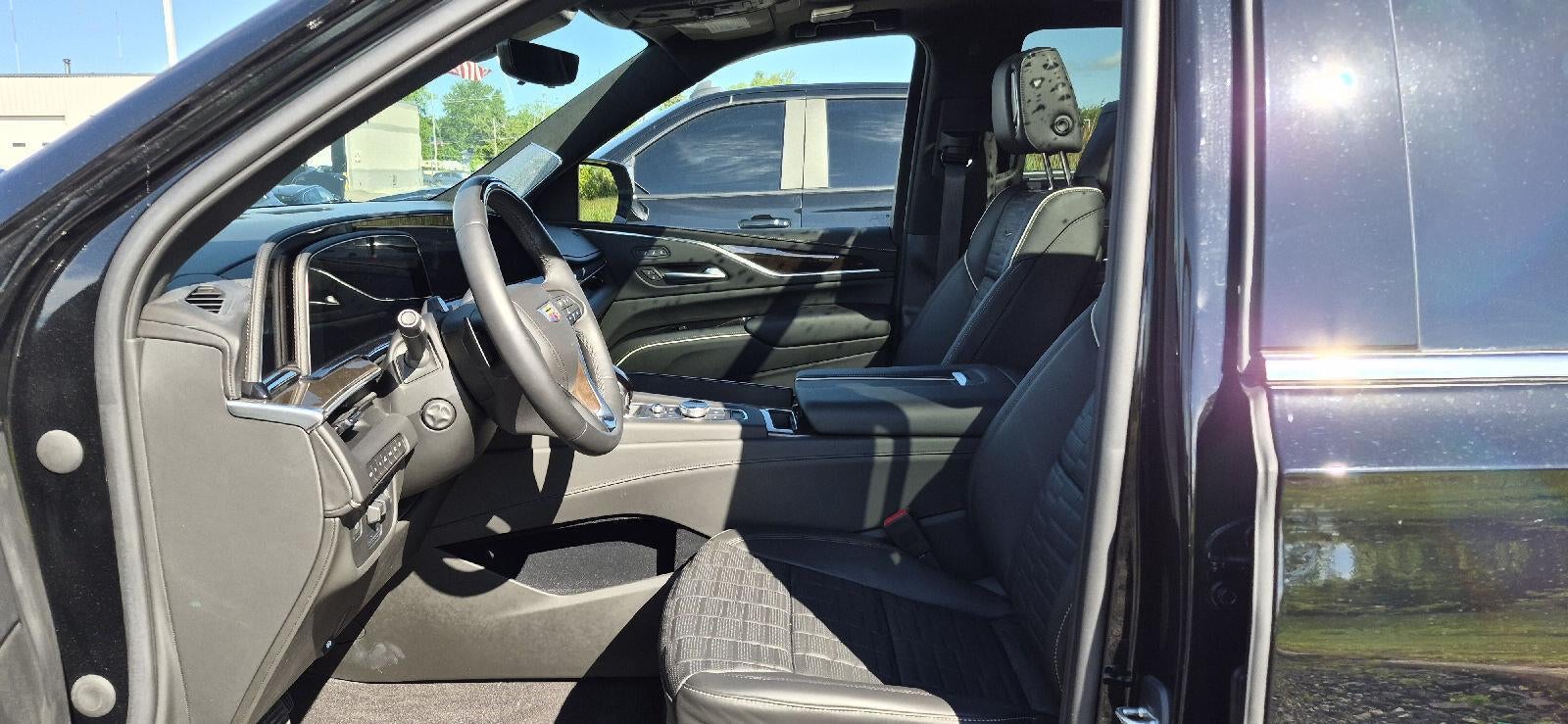 2023 Cadillac Escalade Premium Luxury Platinum