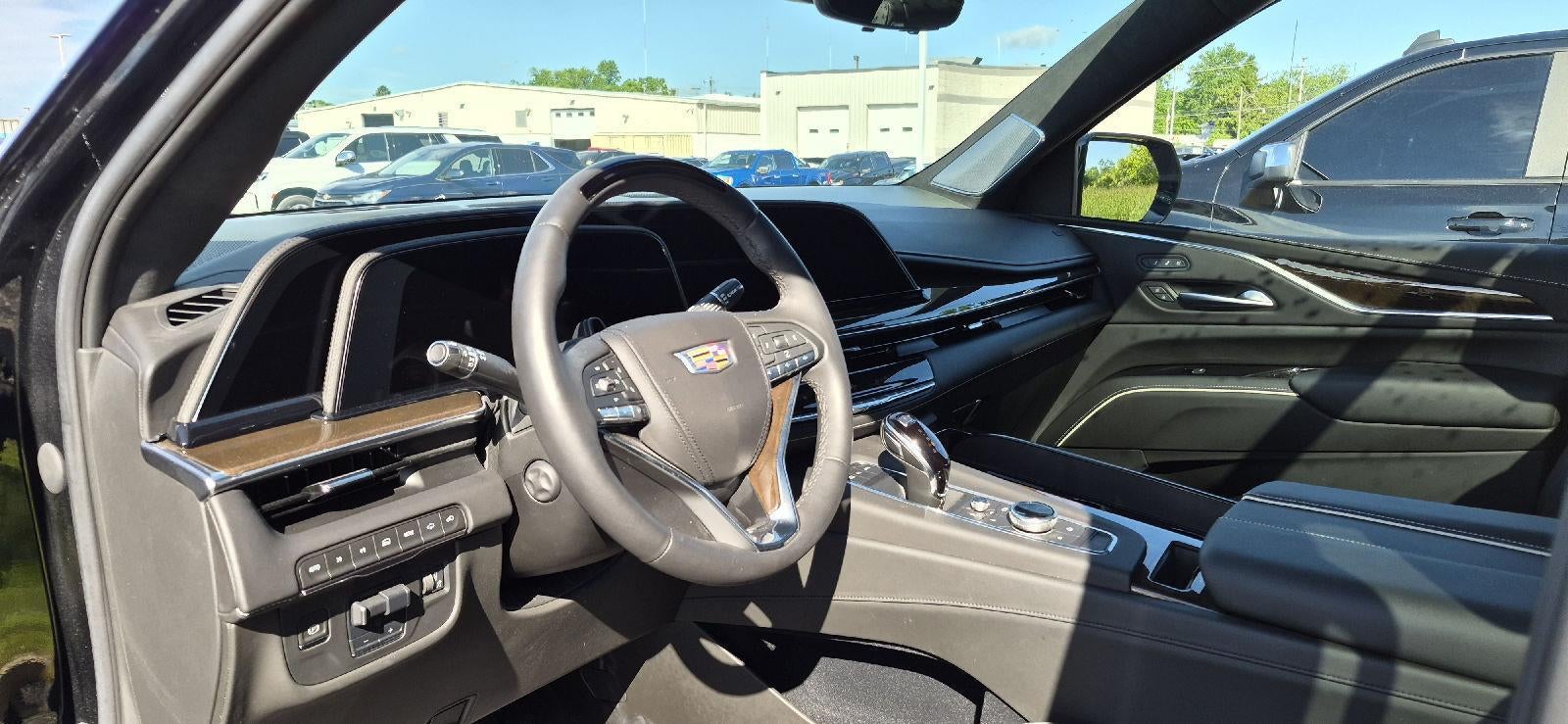 2023 Cadillac Escalade Premium Luxury Platinum