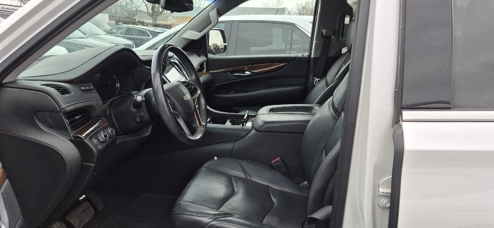 2020 Cadillac Escalade ESV Luxury