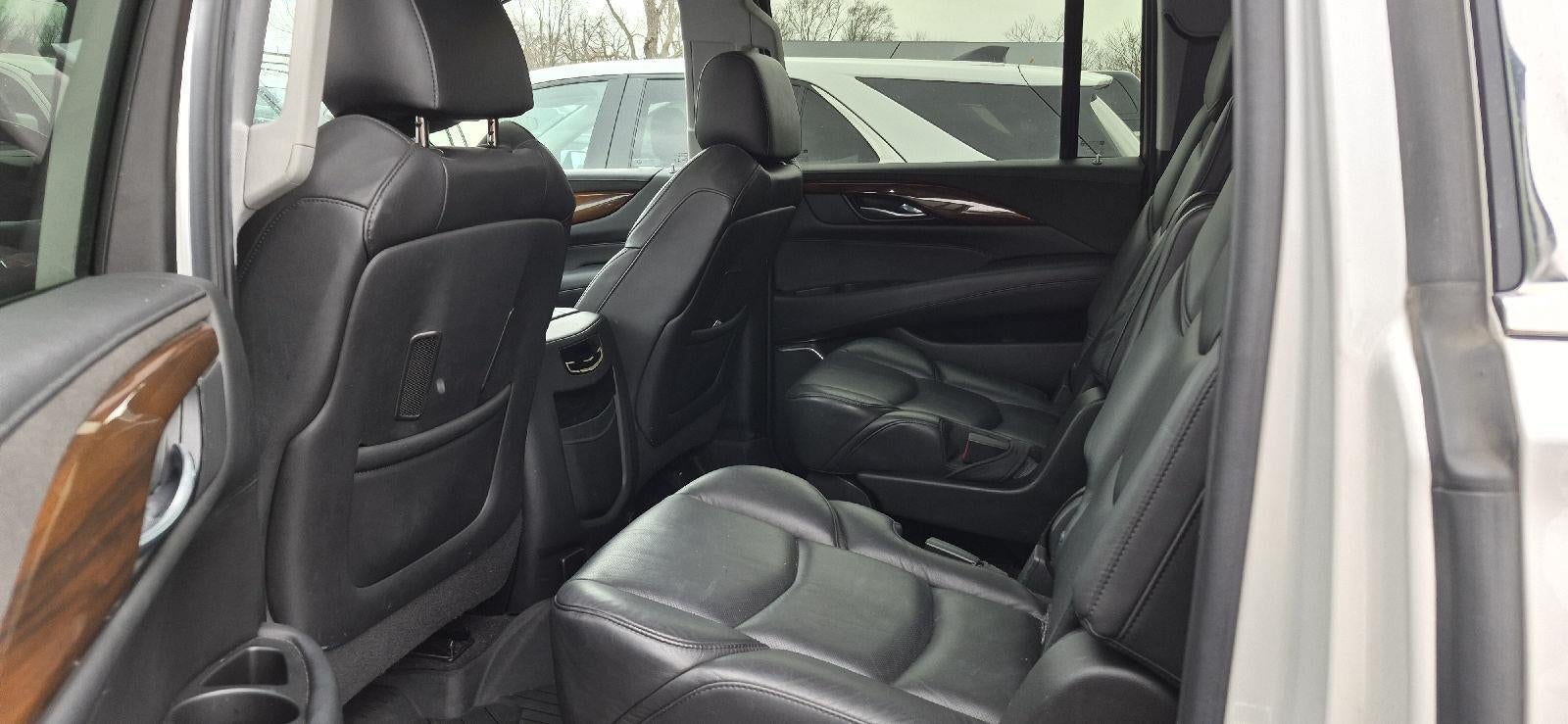 2020 Cadillac Escalade ESV Luxury