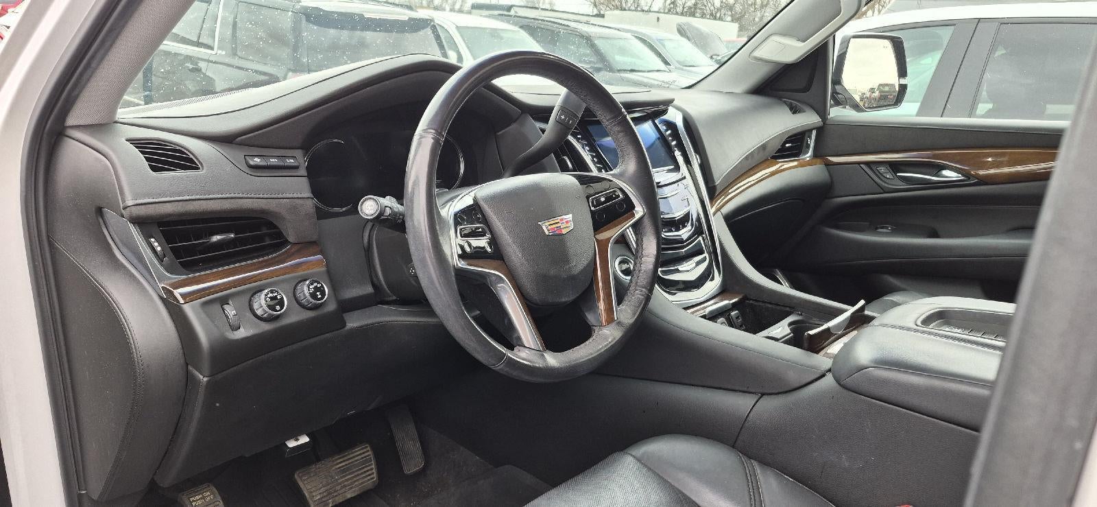 2020 Cadillac Escalade ESV Luxury