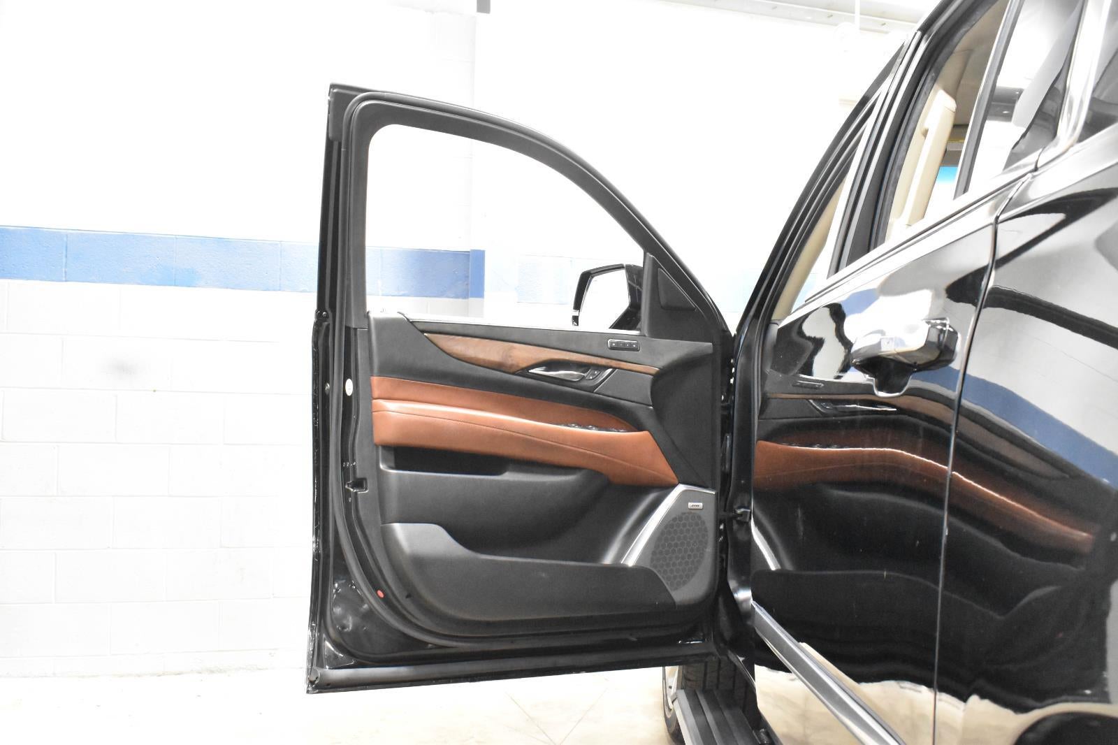 2019 Cadillac Escalade ESV Premium Luxury
