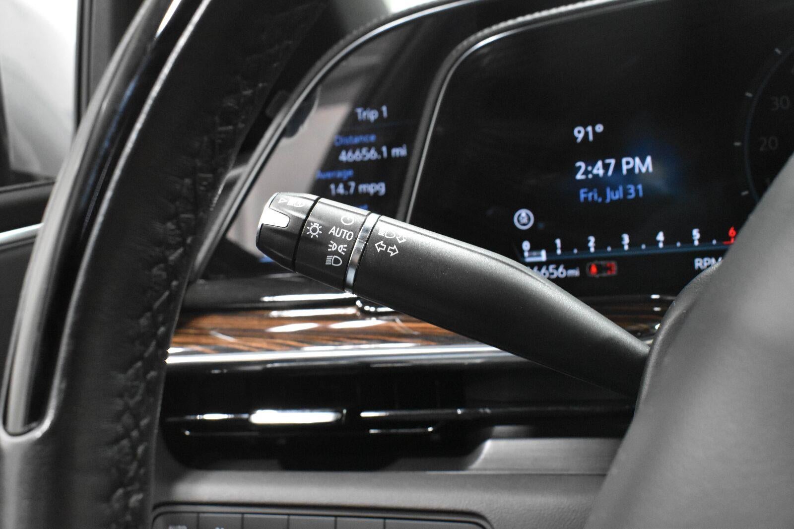 2023 Cadillac Escalade ESV Premium Luxury