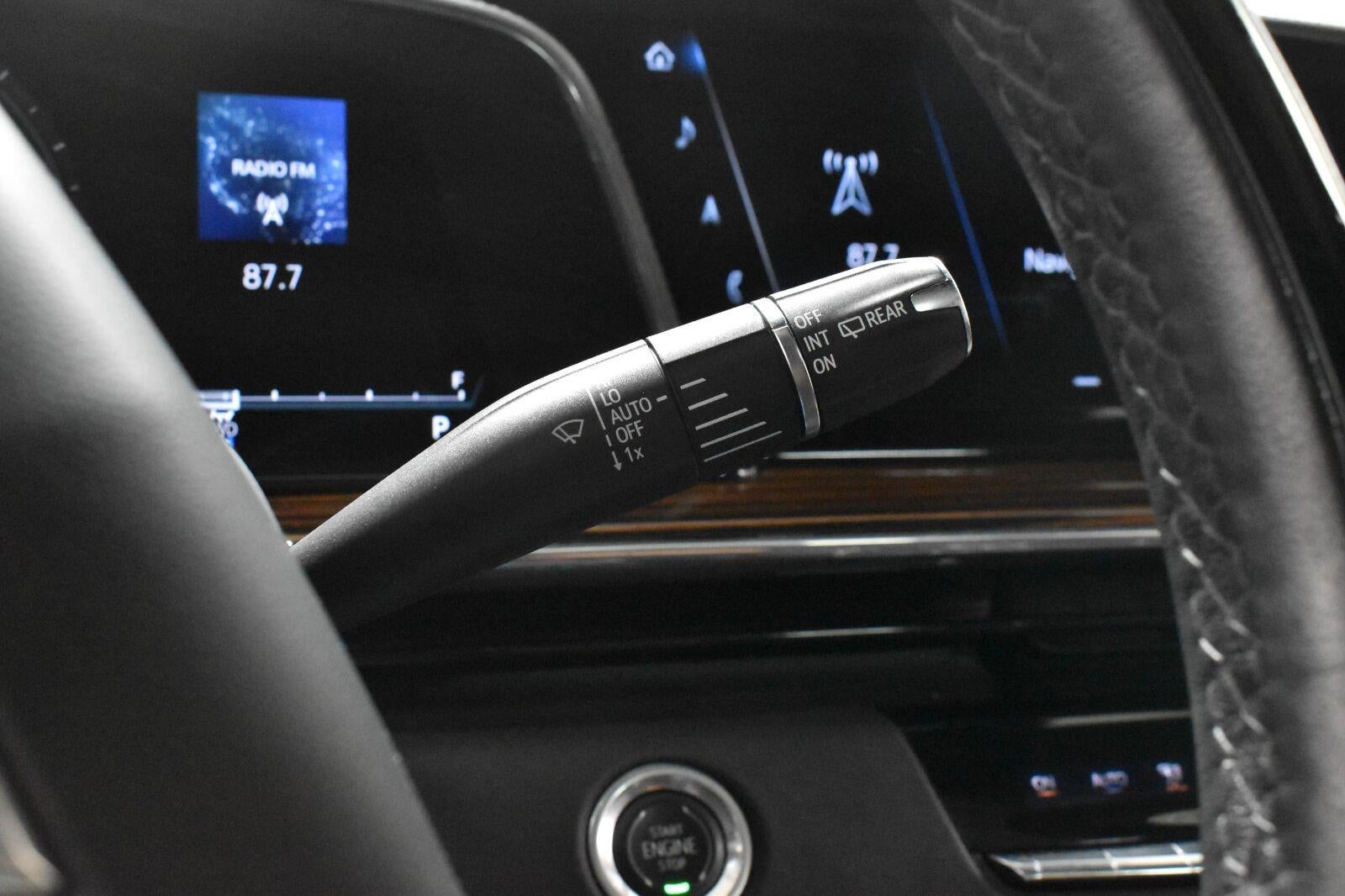 2023 Cadillac Escalade ESV Premium Luxury