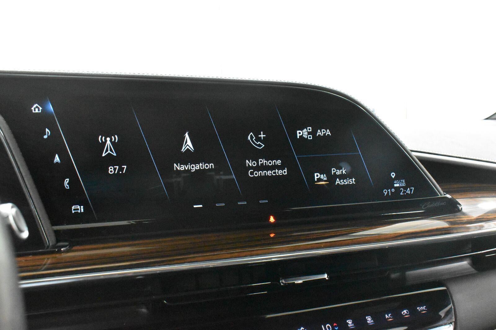 2023 Cadillac Escalade ESV Premium Luxury