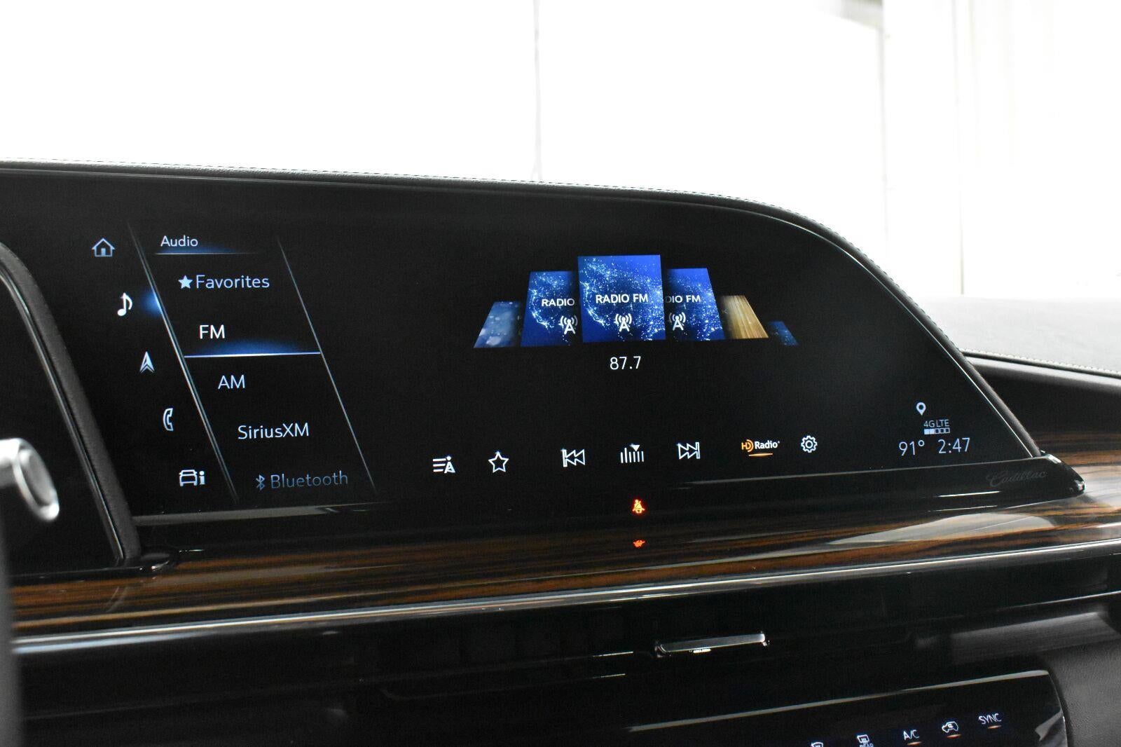 2023 Cadillac Escalade ESV Premium Luxury