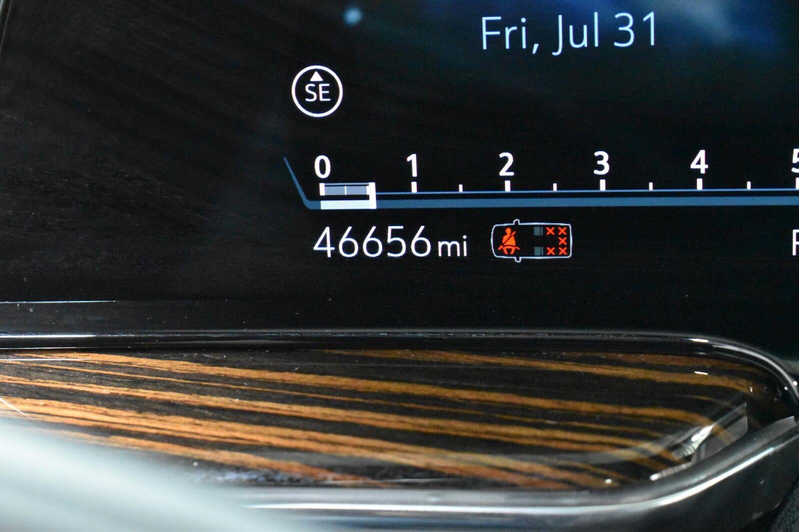 2023 Cadillac Escalade ESV Premium Luxury
