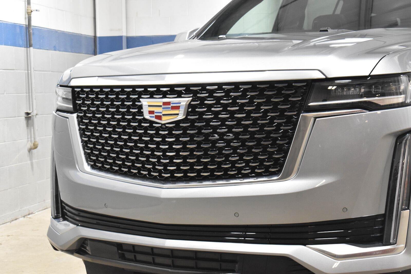 2023 Cadillac Escalade ESV Premium Luxury