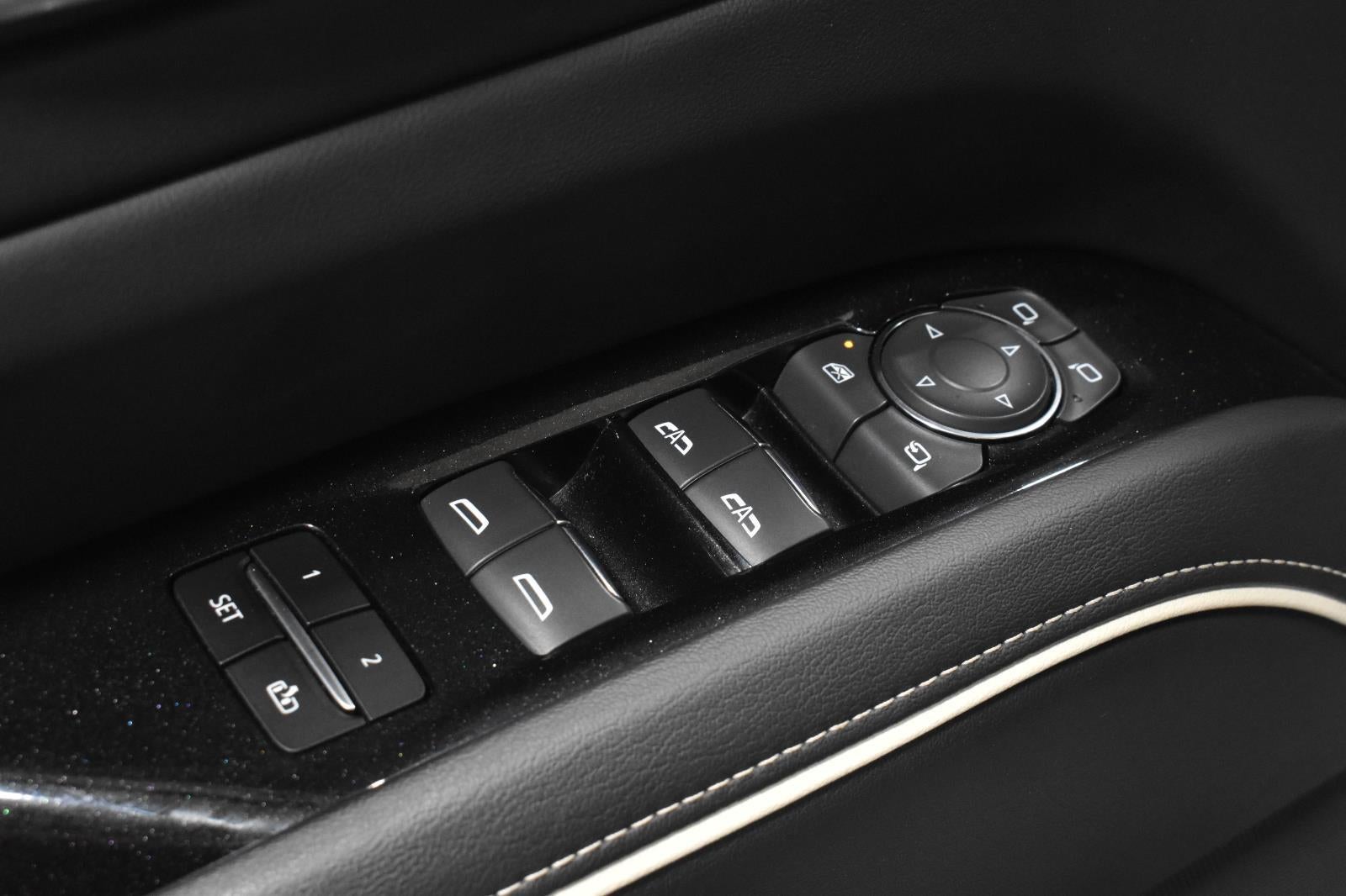 2023 Cadillac Escalade ESV Premium Luxury